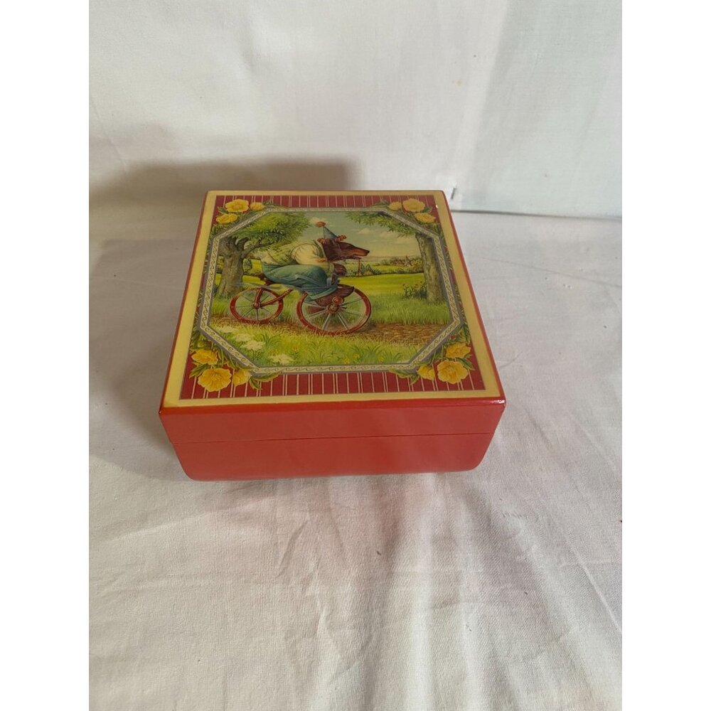 Vintage Bywater Hollow The Cyclist Musical Jewelry Box 1987 Heirloom Tradition